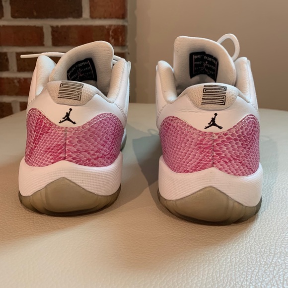 2013 Jordan 11 Low Snake - pink GS or youth 6.5 - Picture 7 of 11